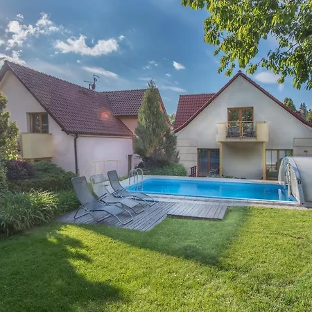 Affittacamere Garni Pod Skalkou 3*