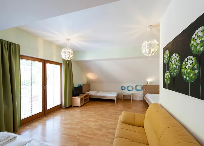 Garni Pod Skalkou Gasthof 3*