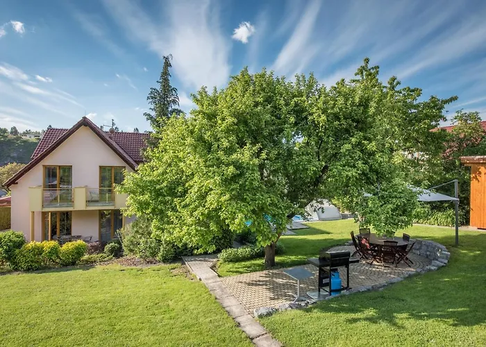 Gasthof Garni Pod Skalkou 3*