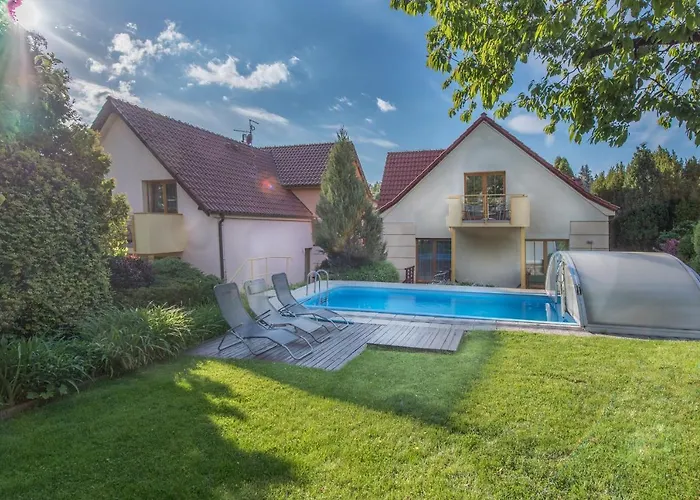 Gasthof Garni Pod Skalkou 3*